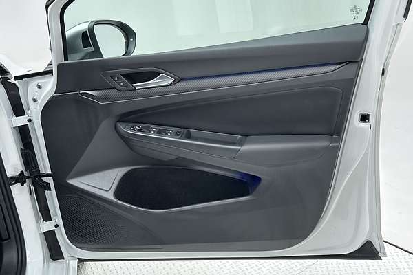 2024 Volkswagen Golf R 8