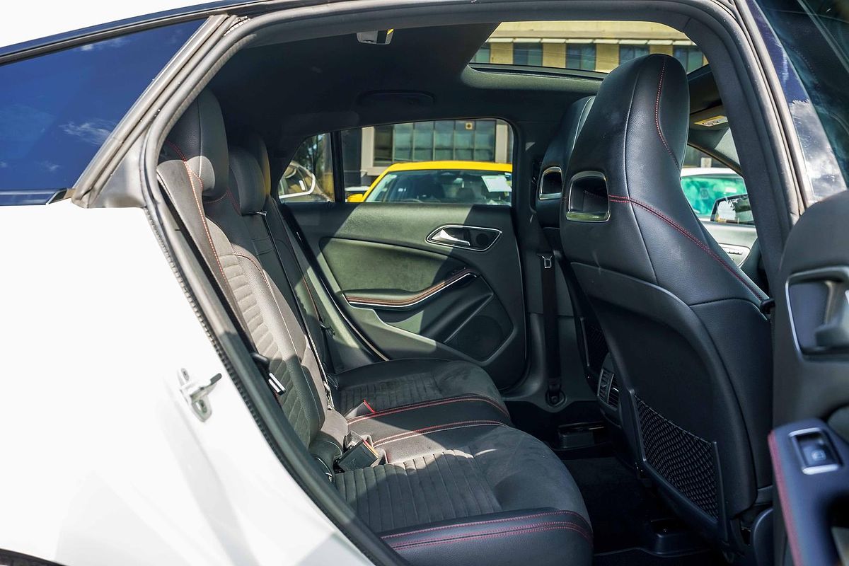 2016 Mercedes-Benz CLA-Class CLA200 X117