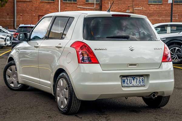2009 Suzuki Swift RS415