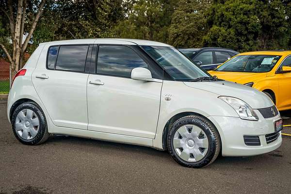 2009 Suzuki Swift RS415