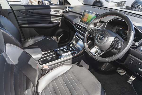 2022 MG HS Plus EV Essence SAS23