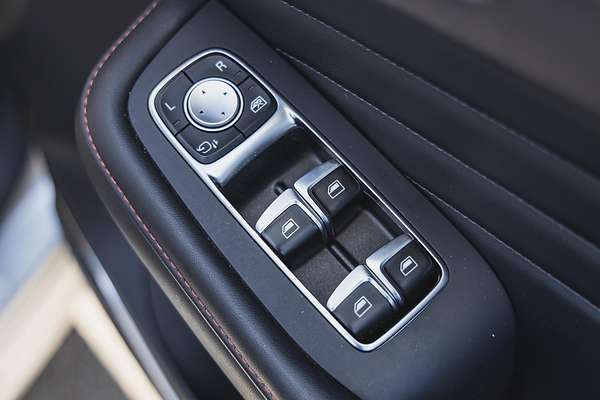 2022 MG HS Plus EV Essence SAS23