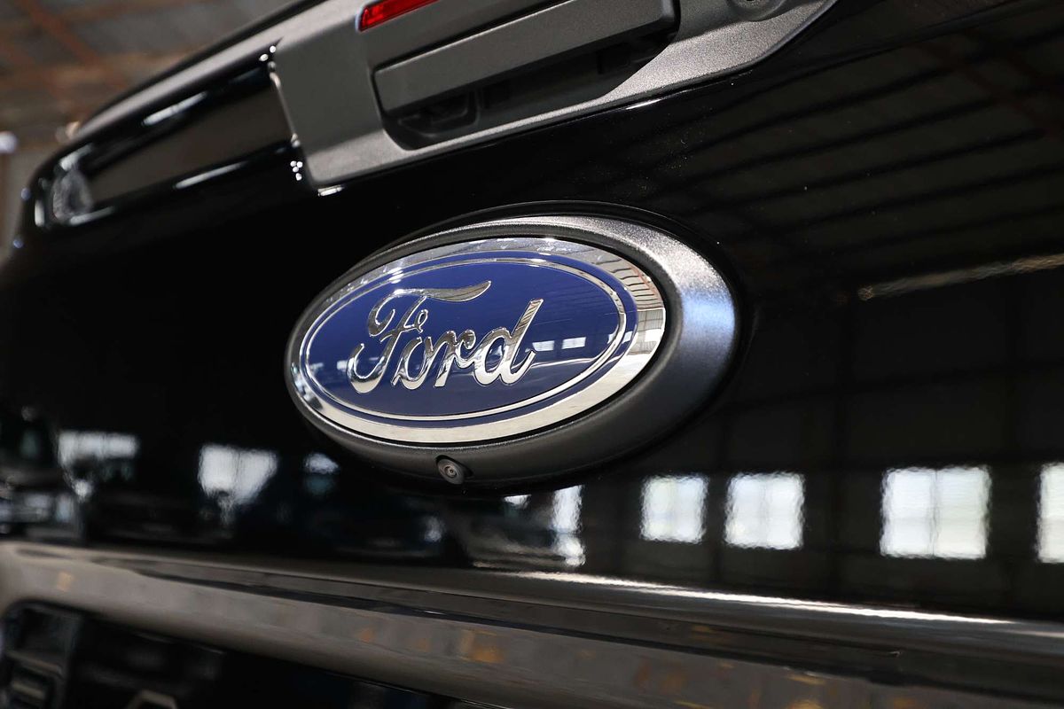 2025 Ford Ranger XL 4X4 2.0L