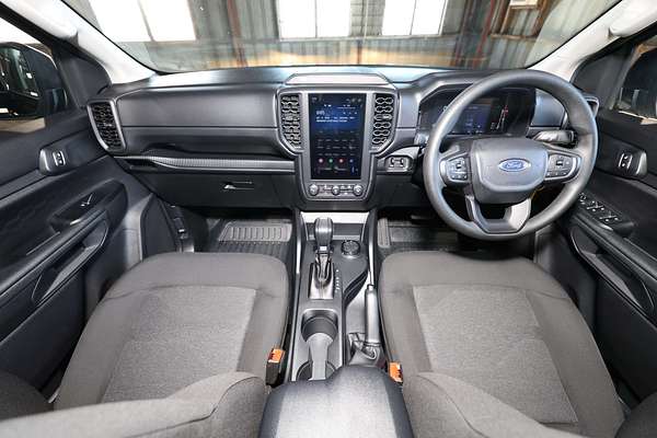 2025 Ford Ranger XL 4X4 2.0L