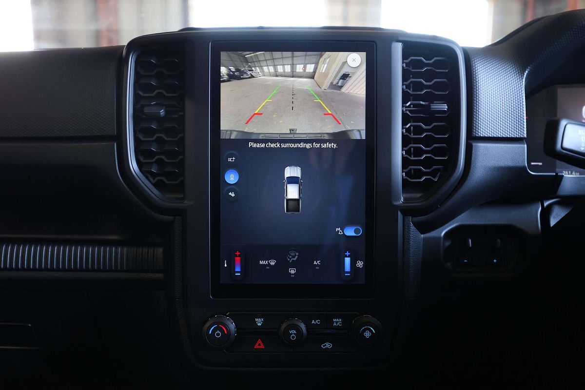 2025 Ford Ranger XL 4X4 2.0L
