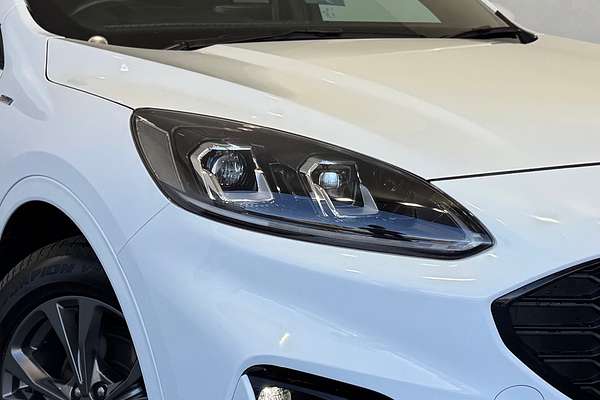 2020 Ford Escape ST-Line ZH