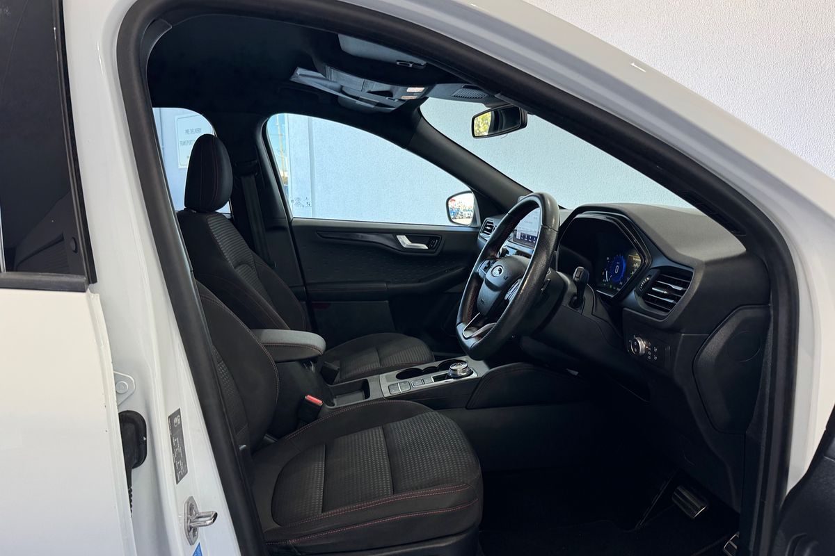 2020 Ford Escape ST-Line ZH