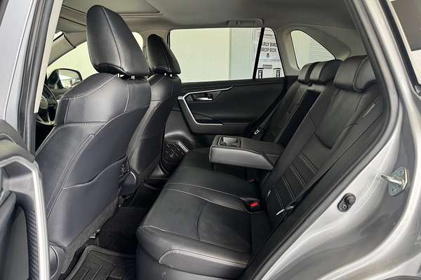 2020 Toyota RAV4 Cruiser AXAH52R