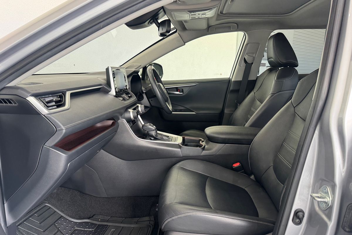 2020 Toyota RAV4 Cruiser AXAH52R
