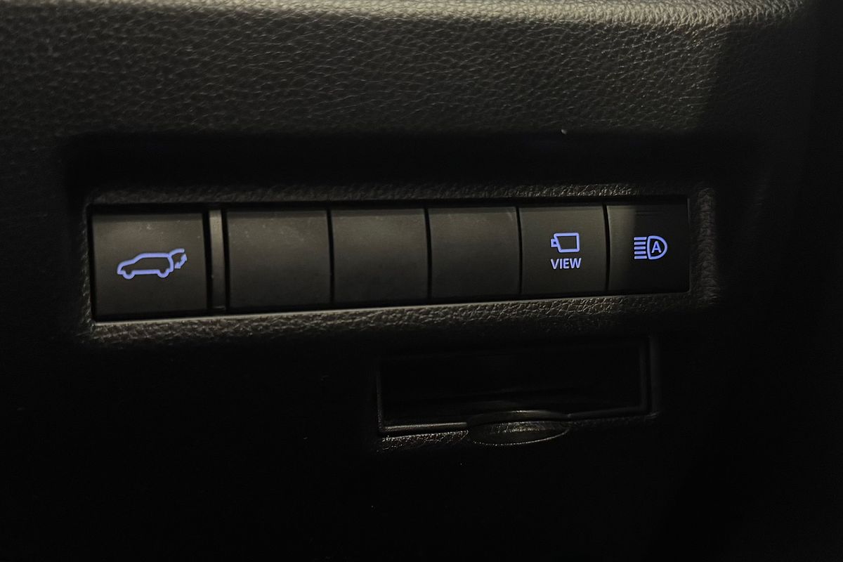 2020 Toyota RAV4 Cruiser AXAH52R