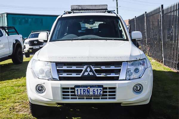 2014 Mitsubishi Pajero VR-X NW