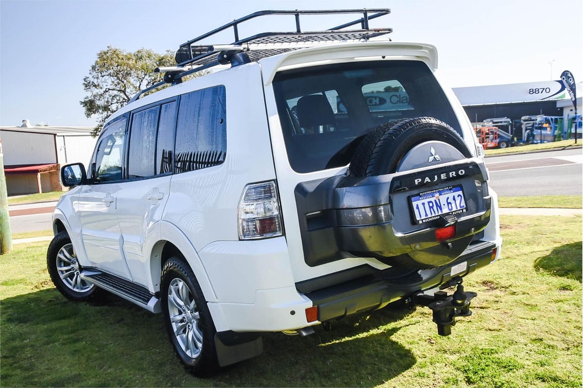 2014 Mitsubishi Pajero VR-X NW