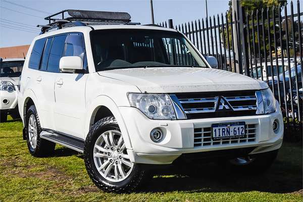 2014 Mitsubishi Pajero VR-X NW