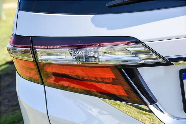 2018 Honda Odyssey VTi-L 5th Gen