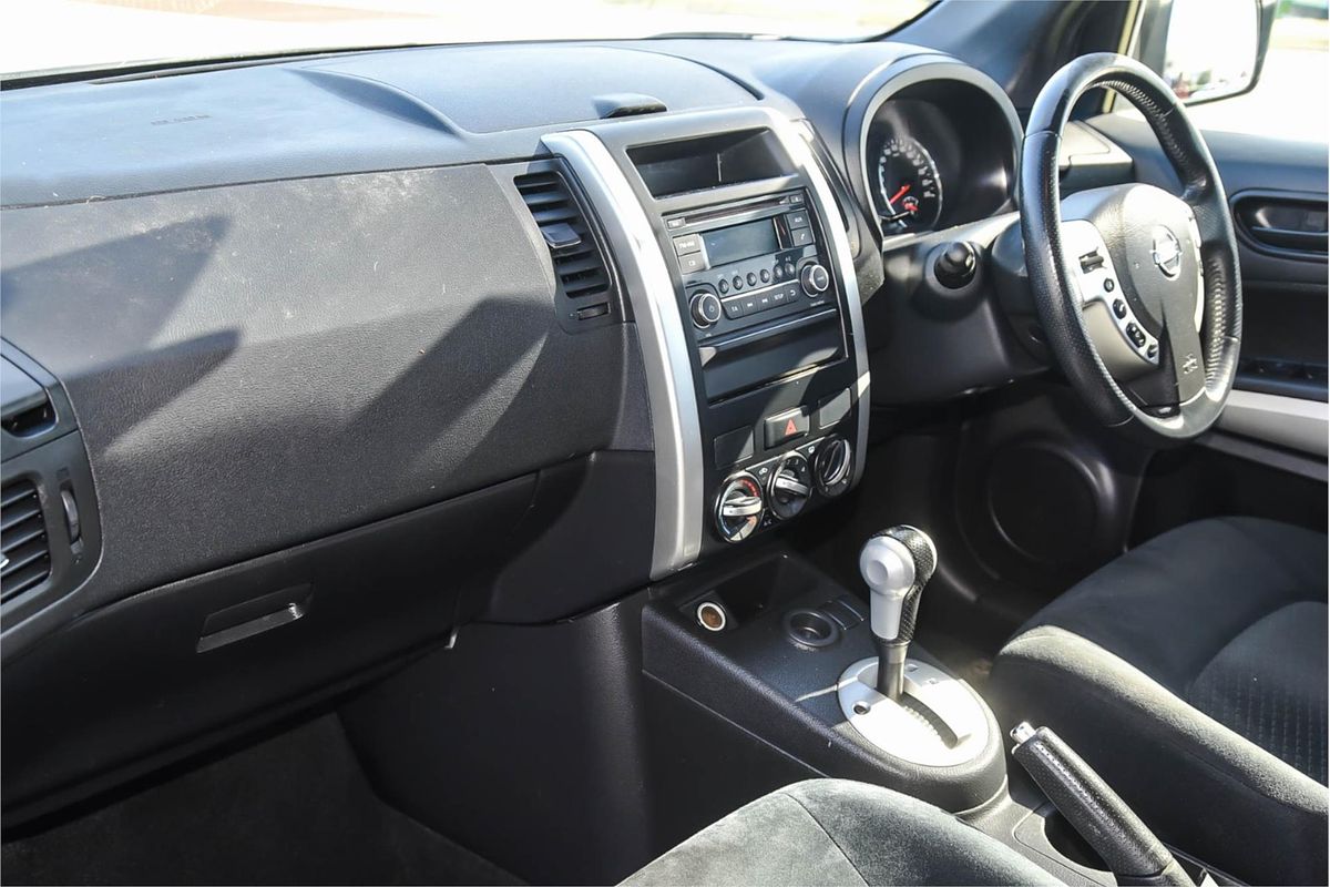 2012 Nissan X-TRAIL ST T31
