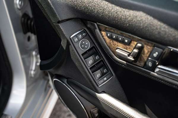 2010 Mercedes-Benz C-Class C63 AMG W204