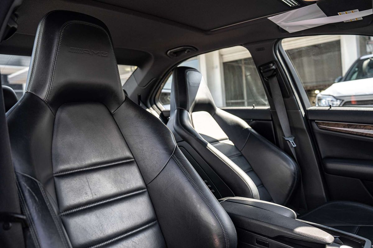 2010 Mercedes-Benz C-Class C63 AMG W204