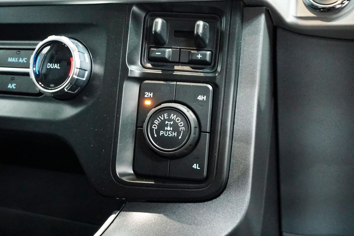 2023 Ford F-150 XLT 4X4 LWB