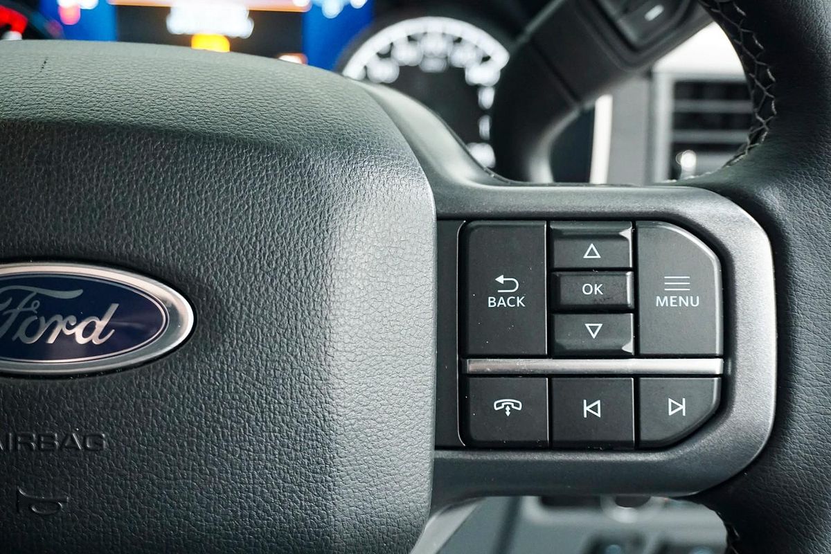 2023 Ford F-150 XLT 4X4 LWB
