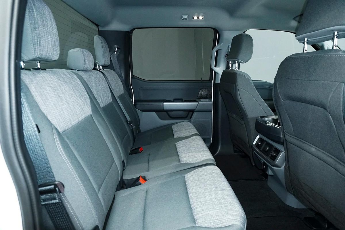 2023 Ford F-150 XLT 4X4 LWB