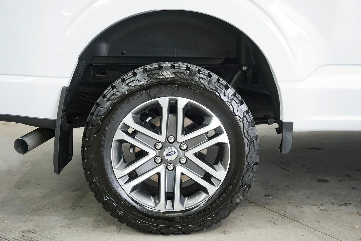2023 Ford F-150 XLT 4X4 LWB