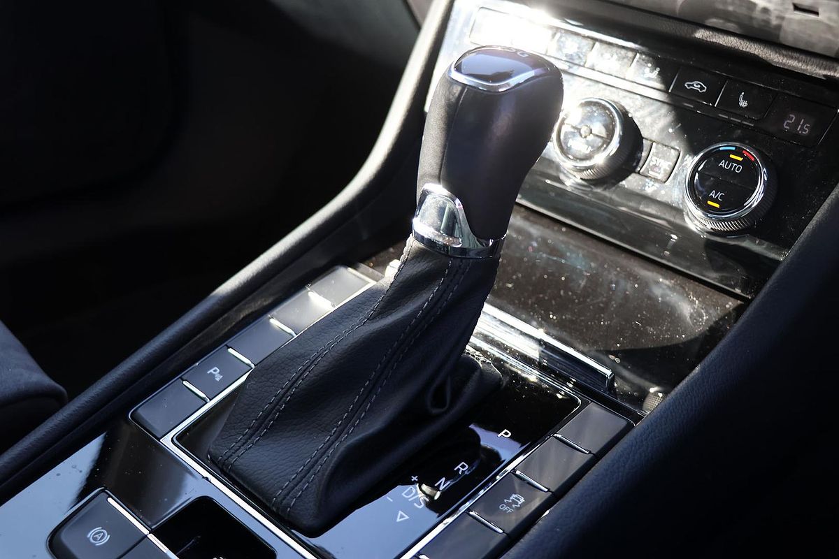 2018 SKODA Superb 162TSI NP