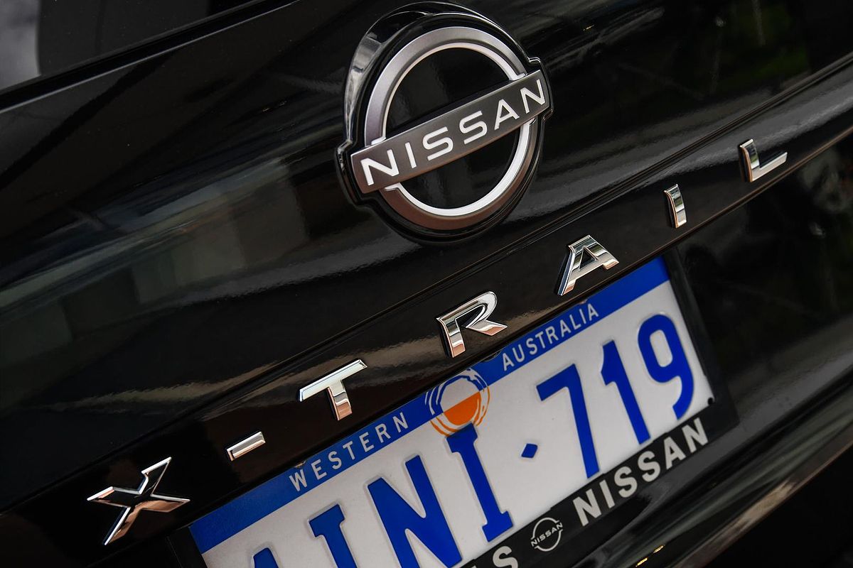 2024 Nissan X-TRAIL ST-L T33