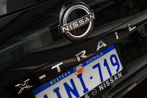 2024 Nissan X-TRAIL ST-L T33