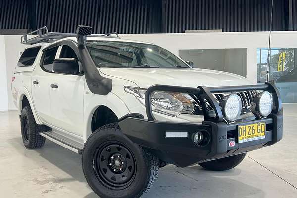 2015 Mitsubishi Triton GLX MQ 4X4