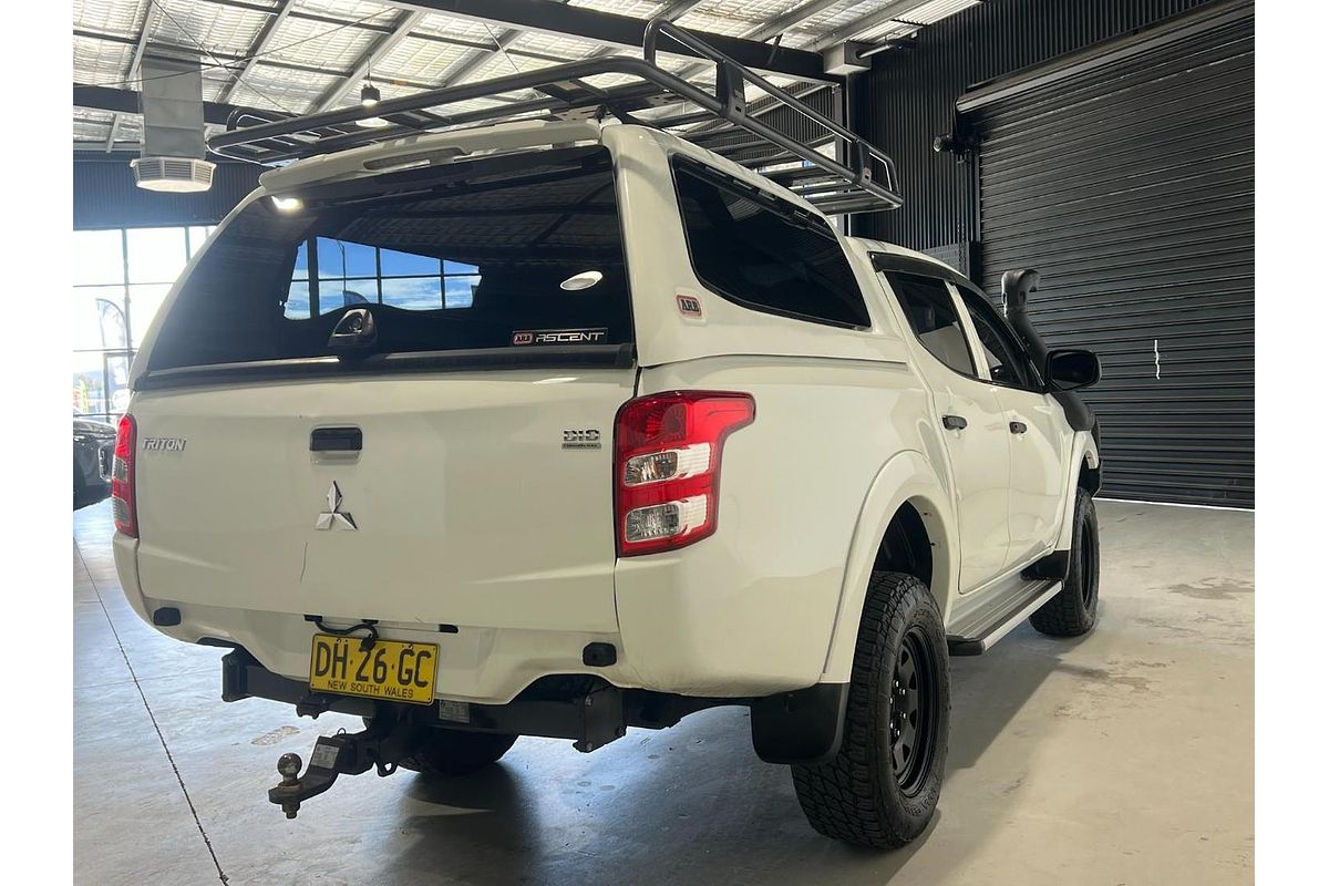 2015 Mitsubishi Triton GLX MQ 4X4