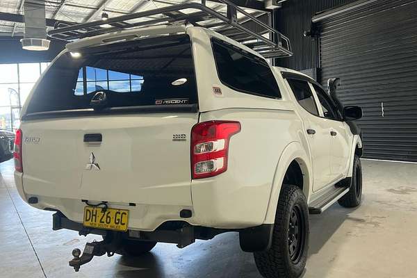2015 Mitsubishi Triton GLX MQ 4X4