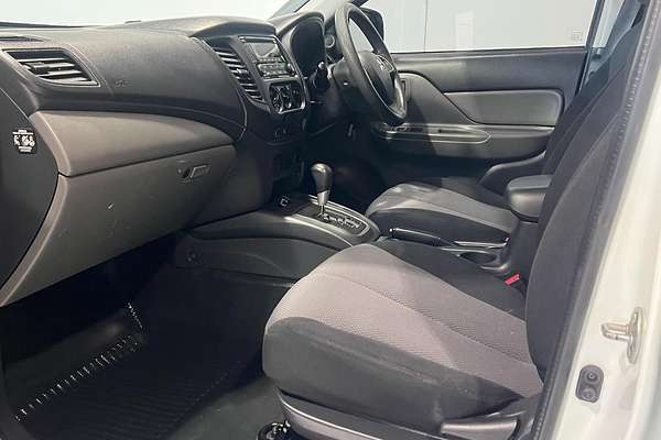 2015 Mitsubishi Triton GLX MQ 4X4