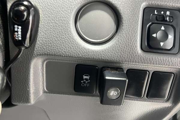 2015 Mitsubishi Triton GLX MQ 4X4