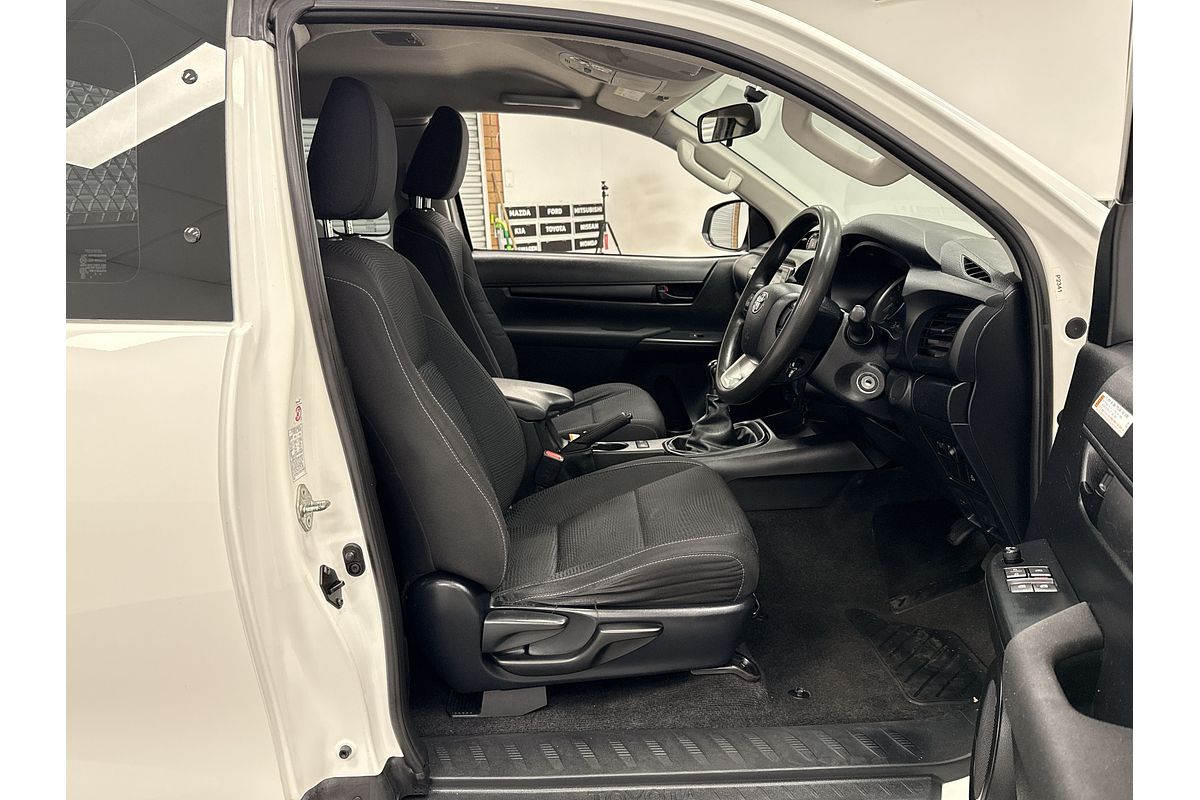 2016 Toyota Hilux SR GUN123R Rear Wheel Drive