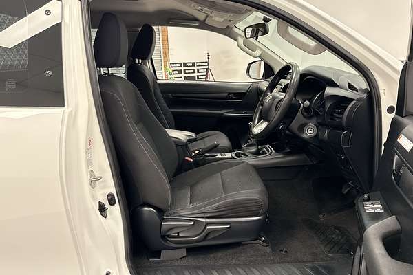 2016 Toyota Hilux SR GUN123R Rear Wheel Drive