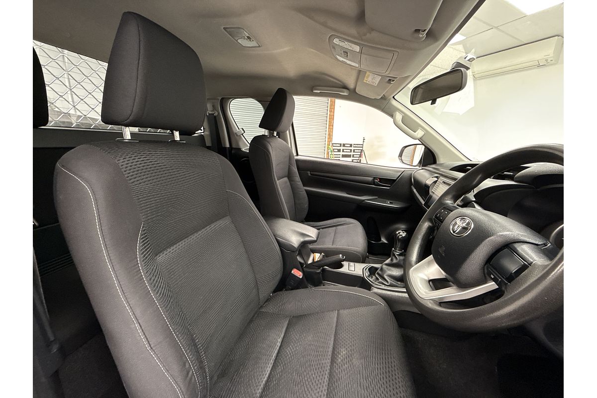 2016 Toyota Hilux SR GUN123R Rear Wheel Drive