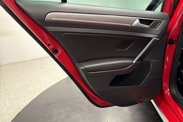 2016 Volkswagen Golf Alltrack 132TSI 7