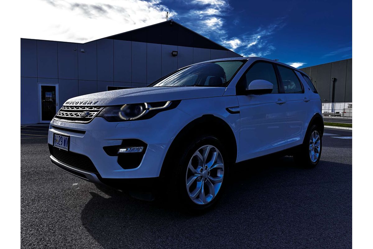 2017 Land Rover Discovery TD4 HSE Series 5