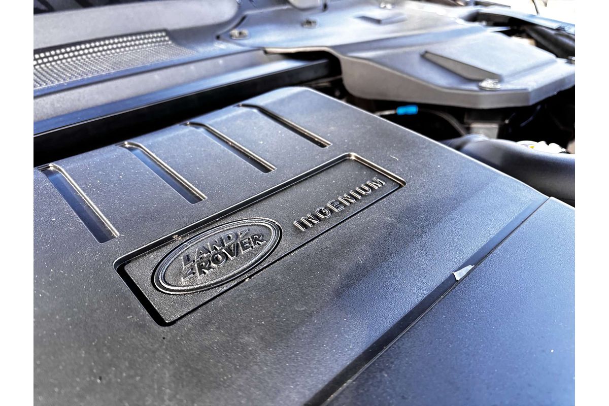 2017 Land Rover Discovery TD4 HSE Series 5