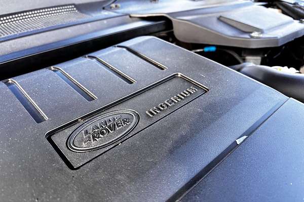 2017 Land Rover Discovery TD4 HSE Series 5