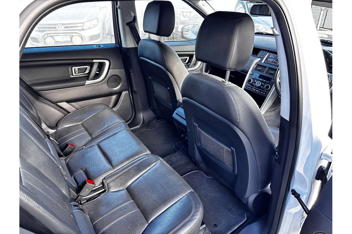 2017 Land Rover Discovery TD4 HSE Series 5