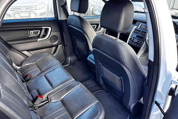 2017 Land Rover Discovery TD4 HSE Series 5
