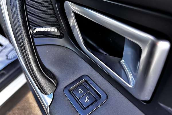 2017 Land Rover Discovery TD4 HSE Series 5
