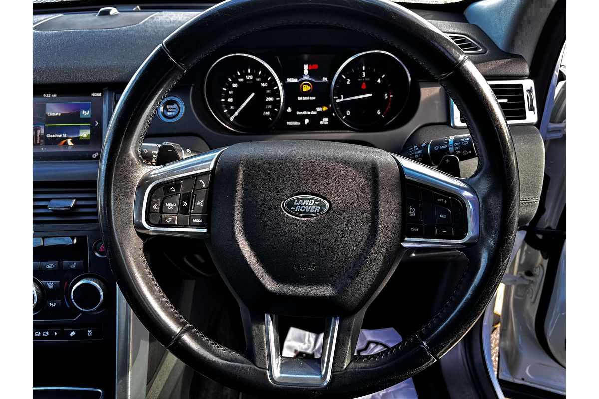2017 Land Rover Discovery TD4 HSE Series 5