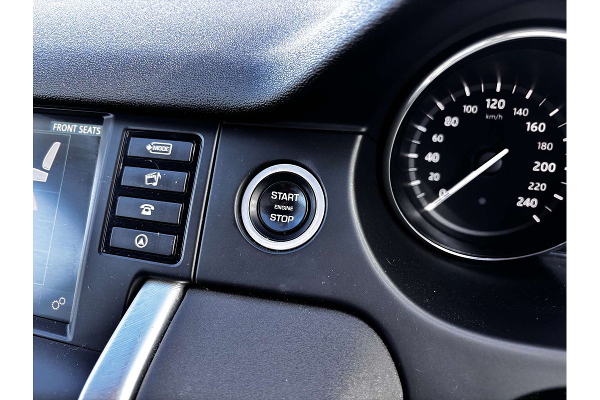 2017 Land Rover Discovery TD4 HSE Series 5