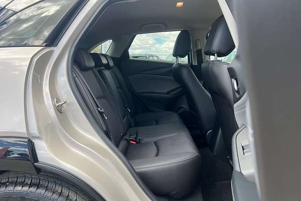2022 Mazda CX-3 sTouring DK