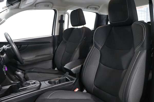 2021 Isuzu D-MAX SX 4X4