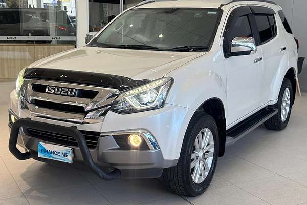 2018 Isuzu MU-X LS-T