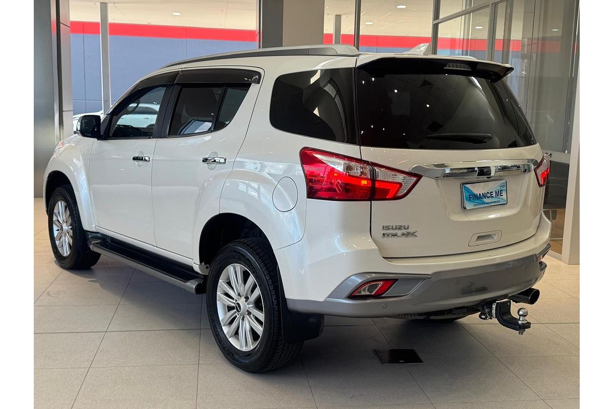 2018 Isuzu MU-X LS-T
