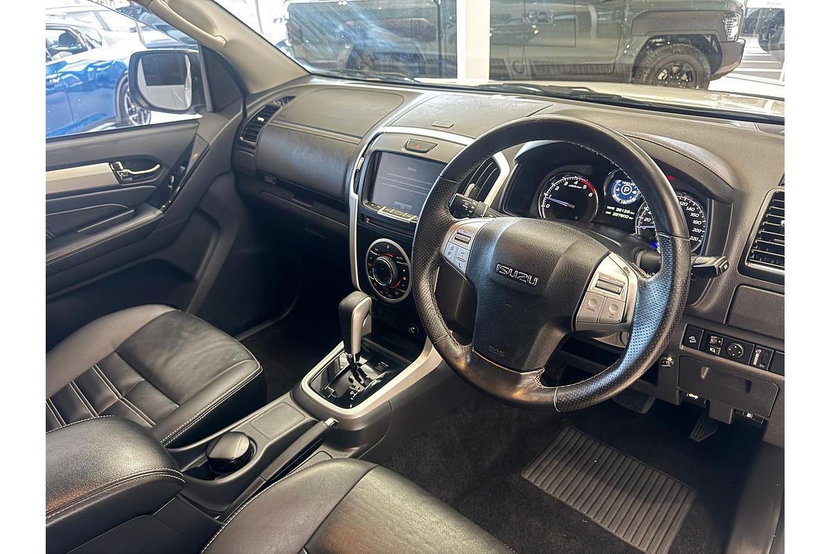 2018 Isuzu MU-X LS-T